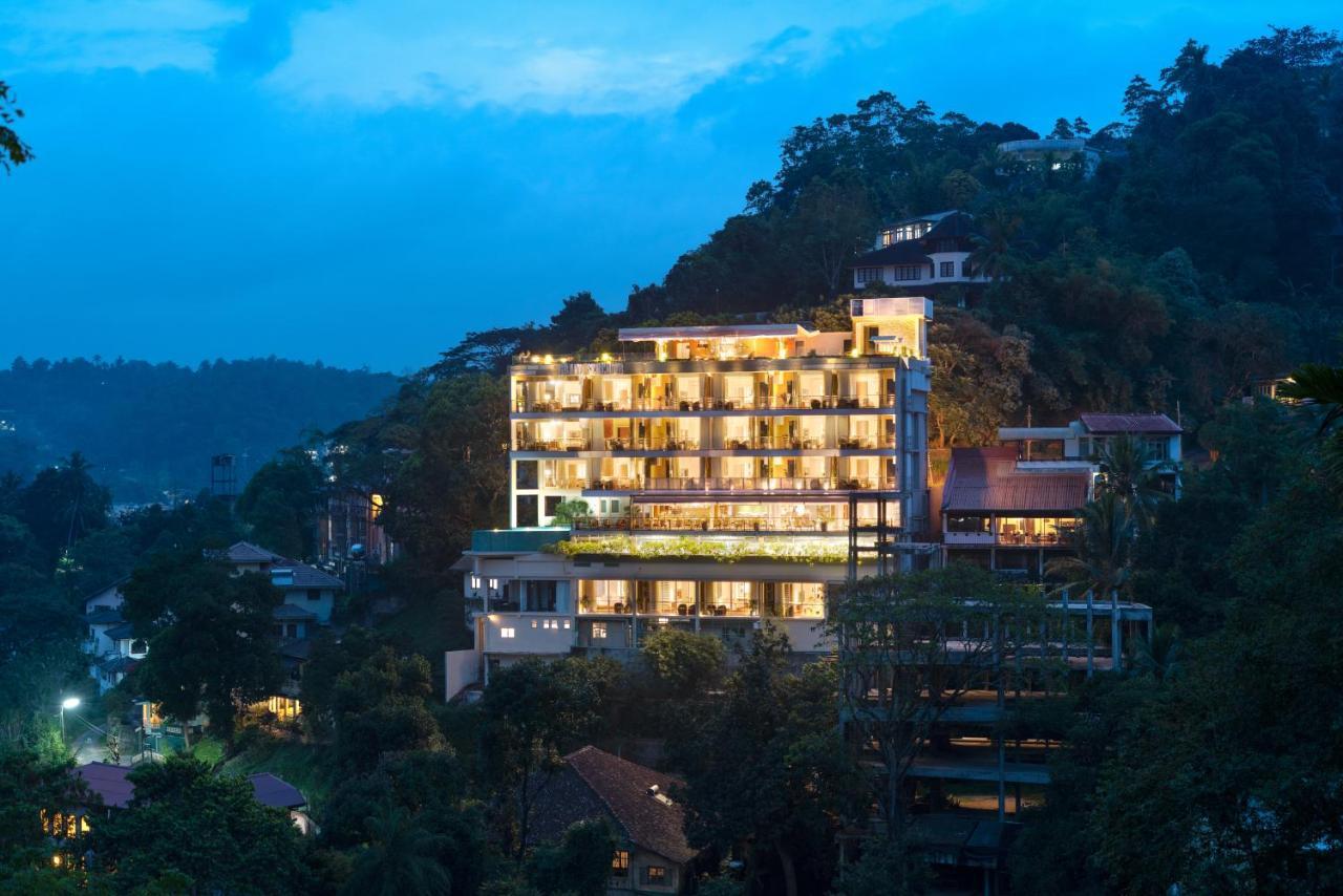 Grand Serendib Hotel Kandy Exterior foto The Residence, a boutique hotel in the heart of the city