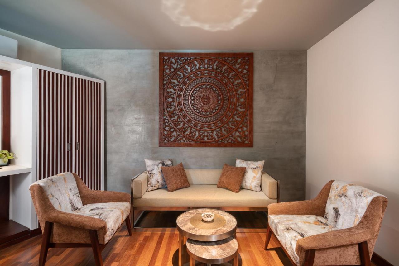 Grand Serendib Hotel Kandy Exterior foto A room at the spa